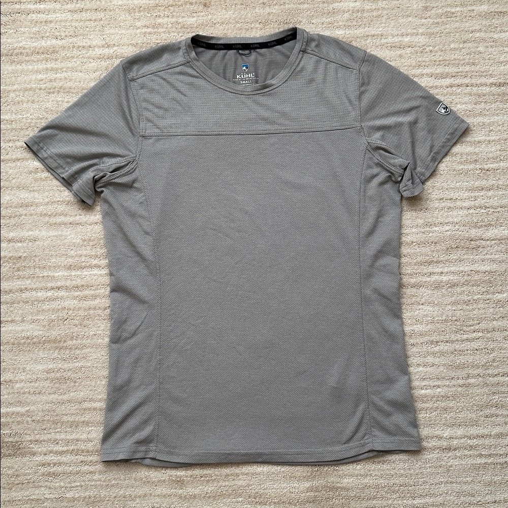 KUHL ENGINEERED® KREW Performance Short Sleeve Shirt Gray Size Small